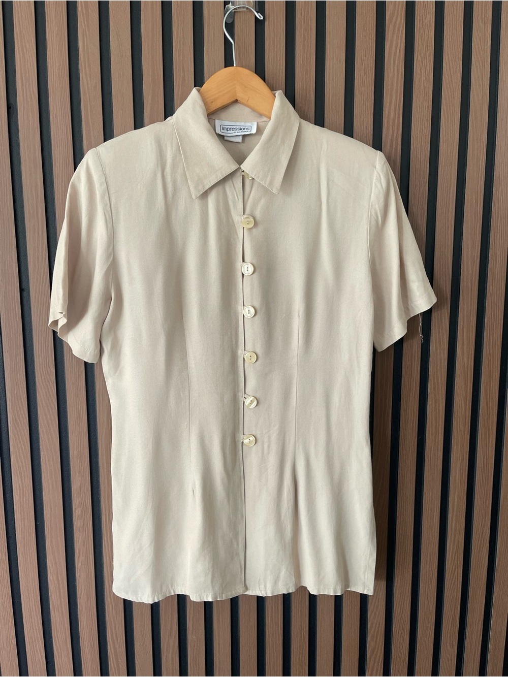 Impressions of california vintage button down short sleeve blouse padded shoulde